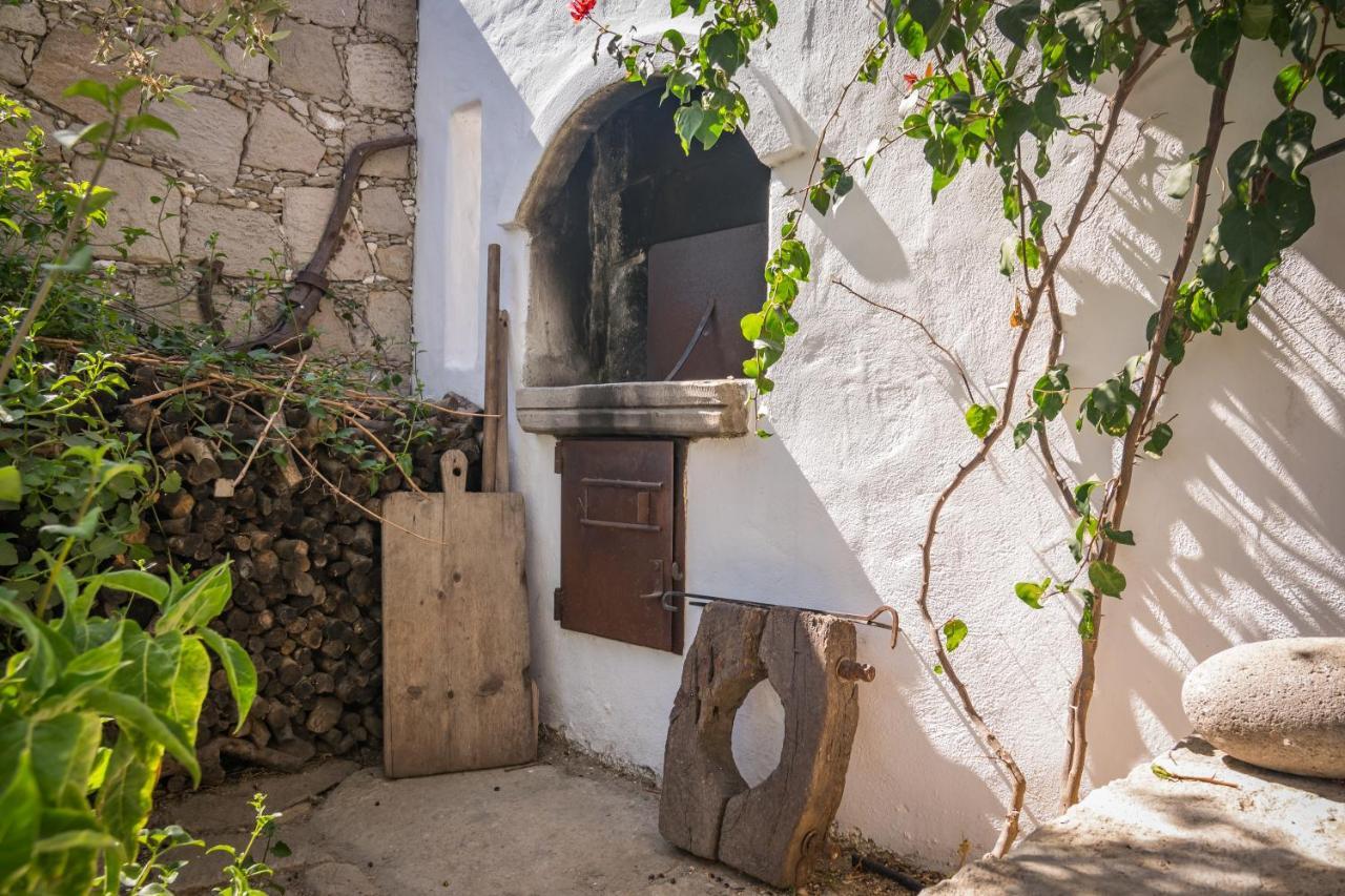 Thalassitra Village Hotel アダマス エクステリア 写真